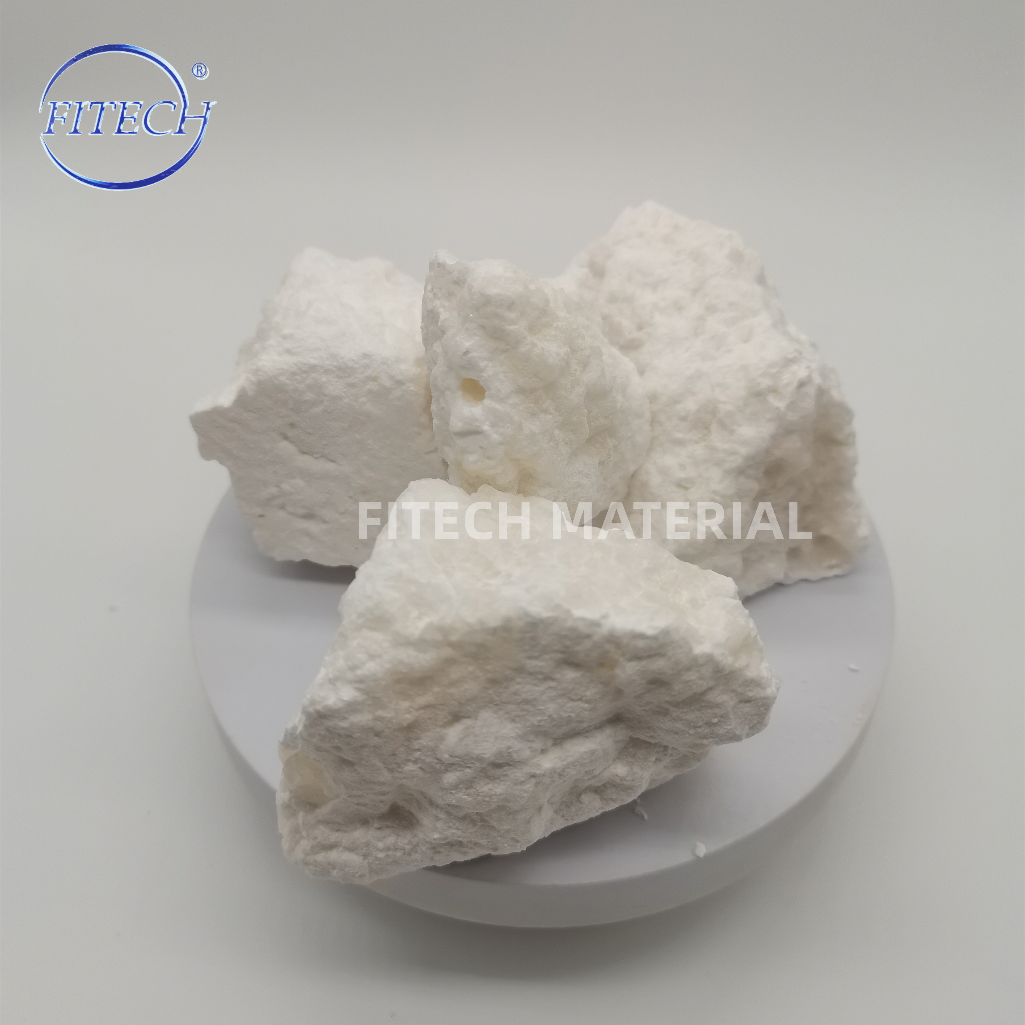 China Manufacturer Lanthanum Chloride Powder For Reducing Phosphorous